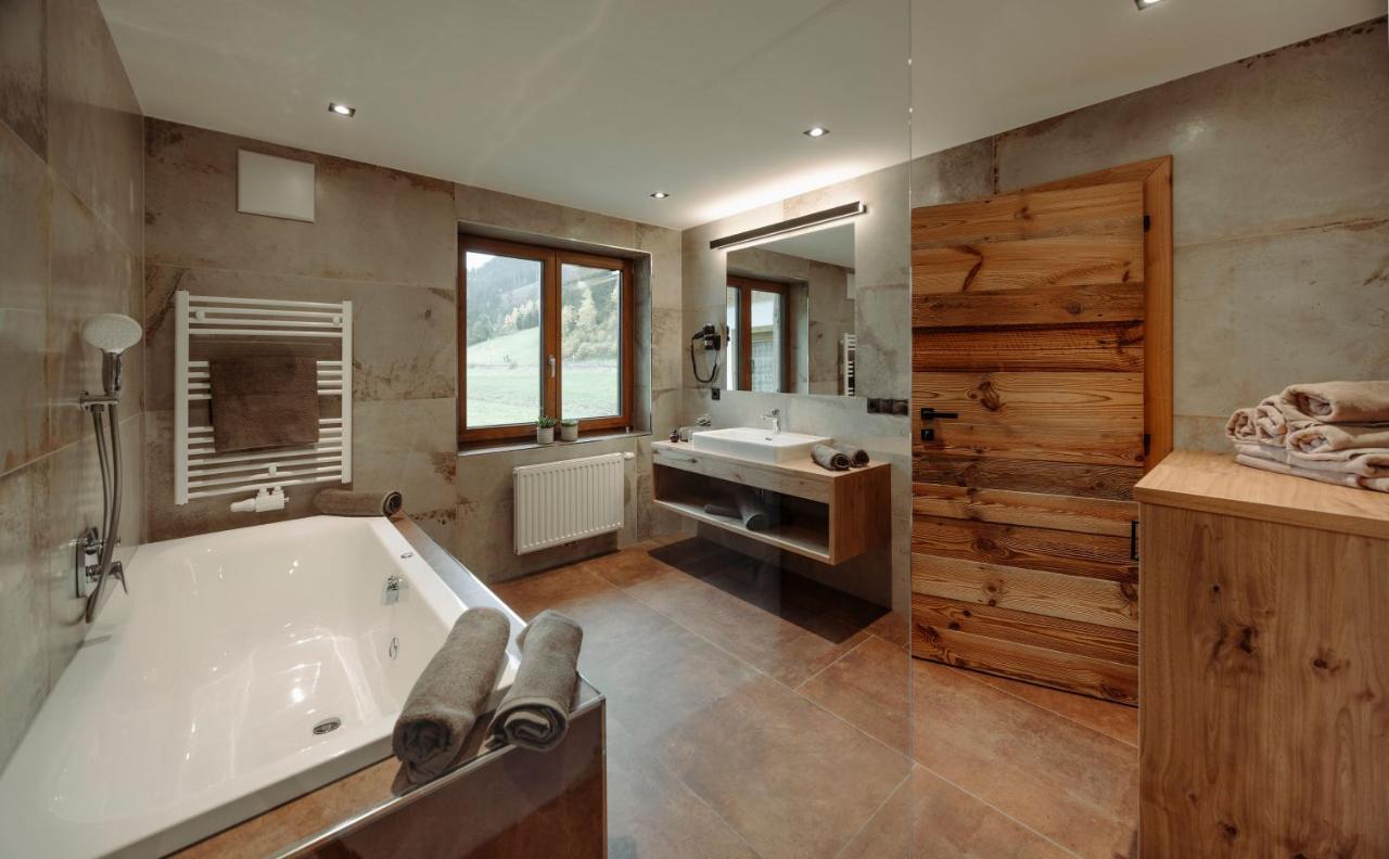 Alpin Apartement G'Ret Flachau Exterior photo