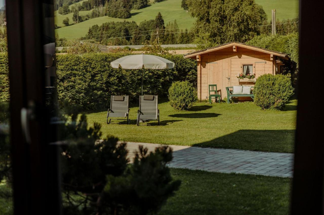 Alpin Apartement G'Ret Flachau Exterior photo